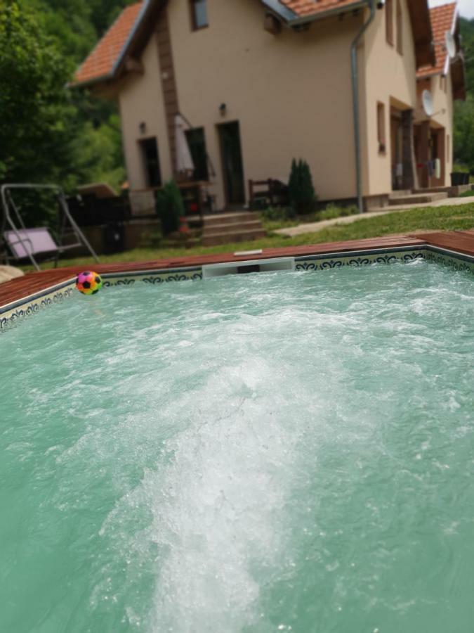 Lodge Zeleni Svet Crni Vrh Esterno foto